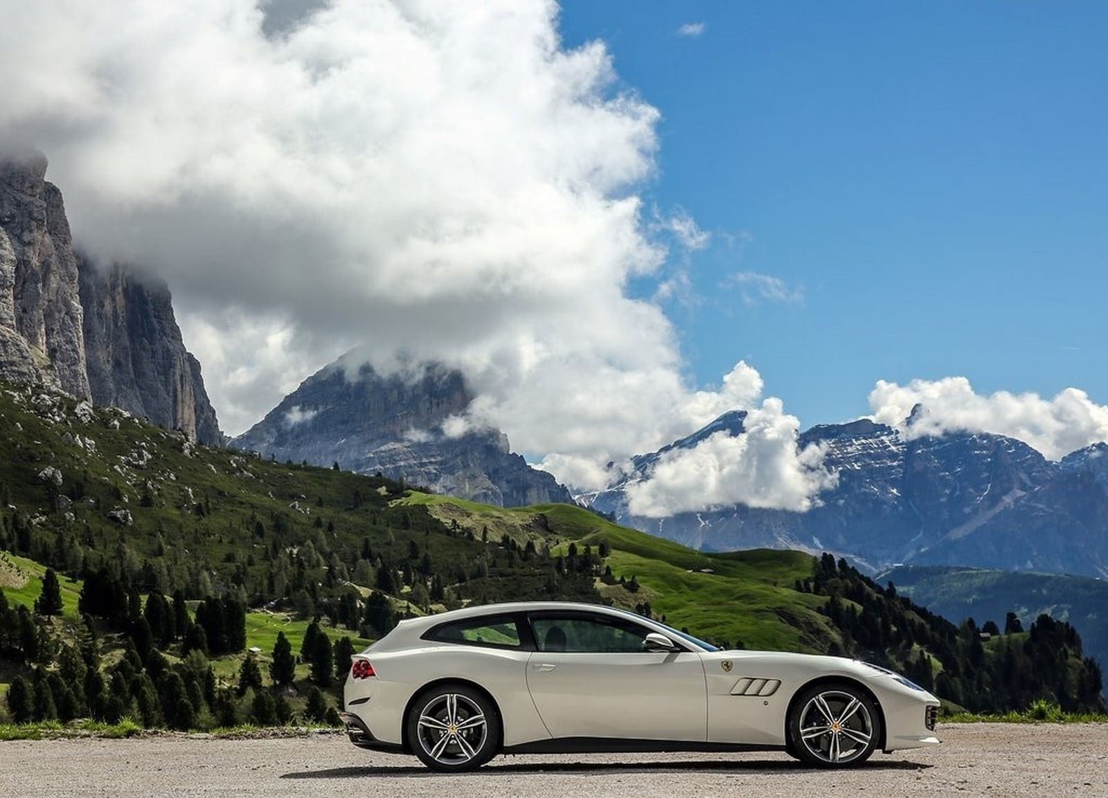 FERRARI GTC4LUSSO, foto 20
