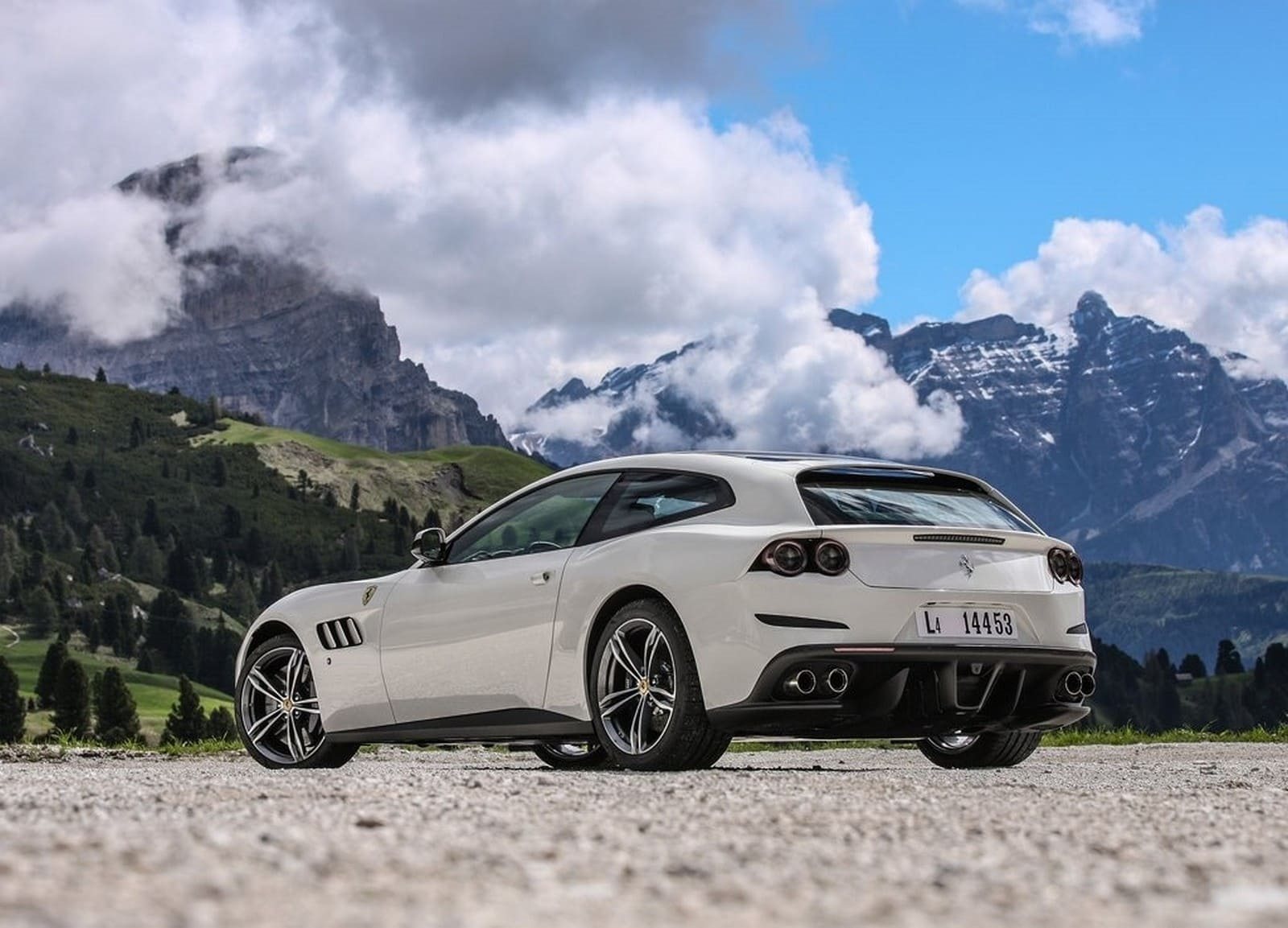 FERRARI GTC4LUSSO, foto 25