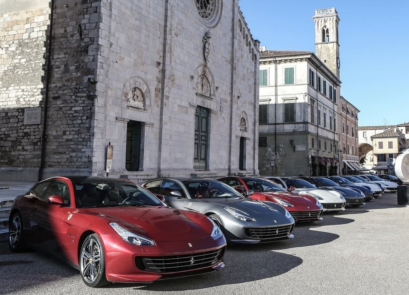 FERRARI GTC4LUSSO, foto 38