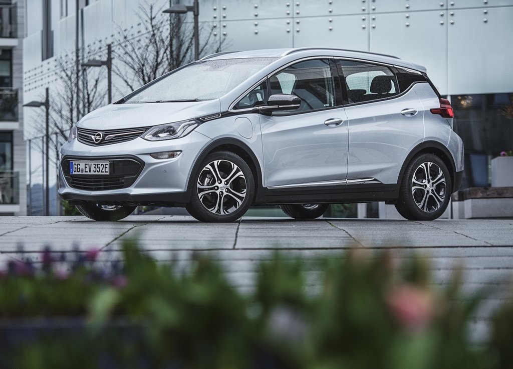 2017 - OPEL AMPERA-e, foto 7