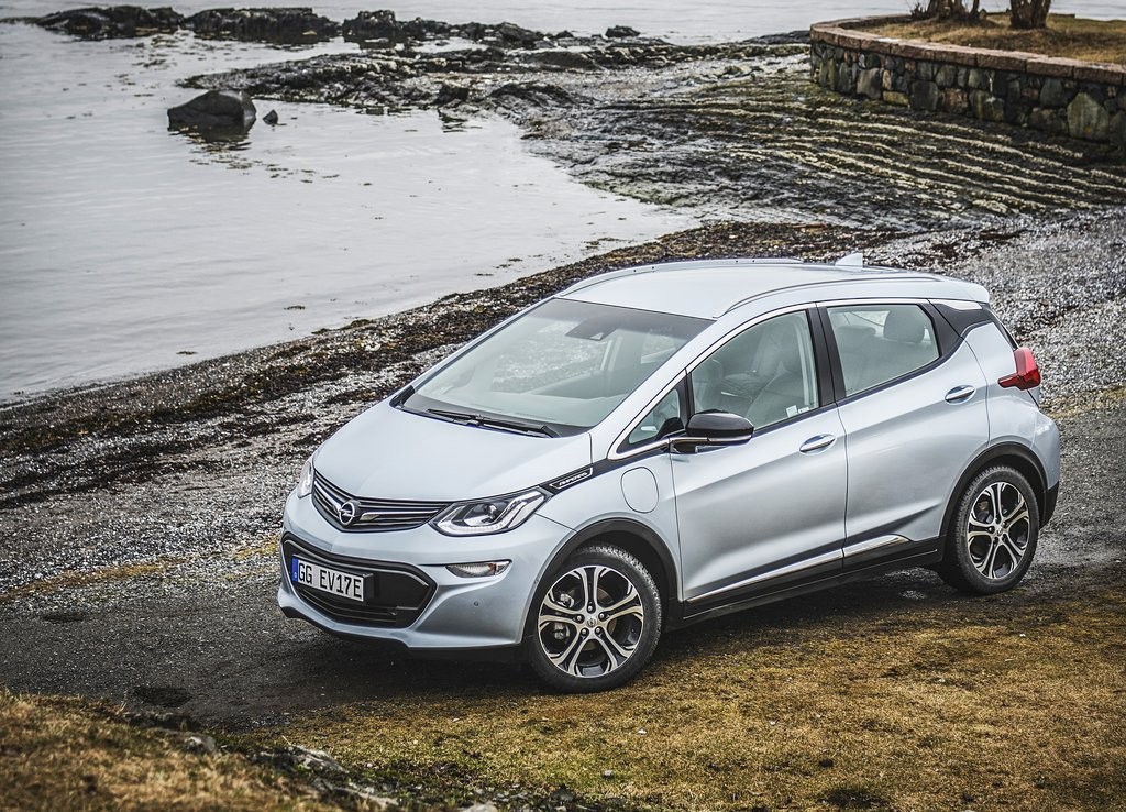 2017 - OPEL AMPERA-e, foto 16