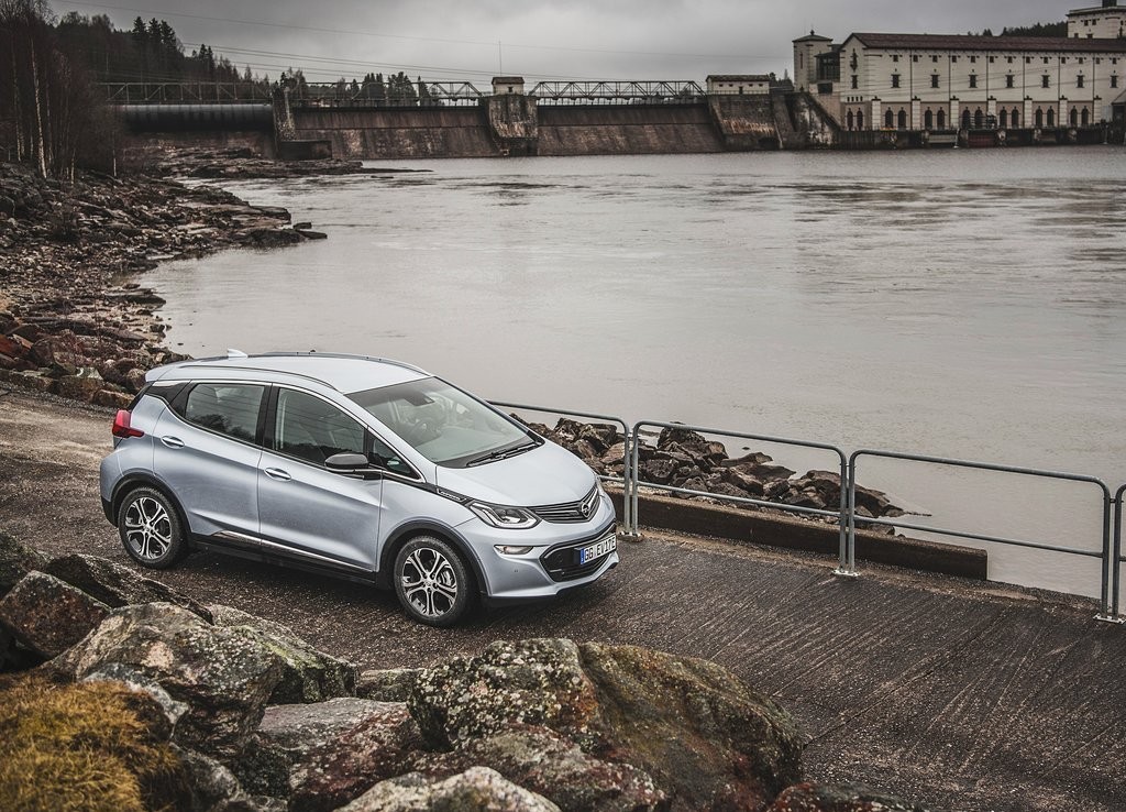 2017 - OPEL AMPERA-e, foto 17