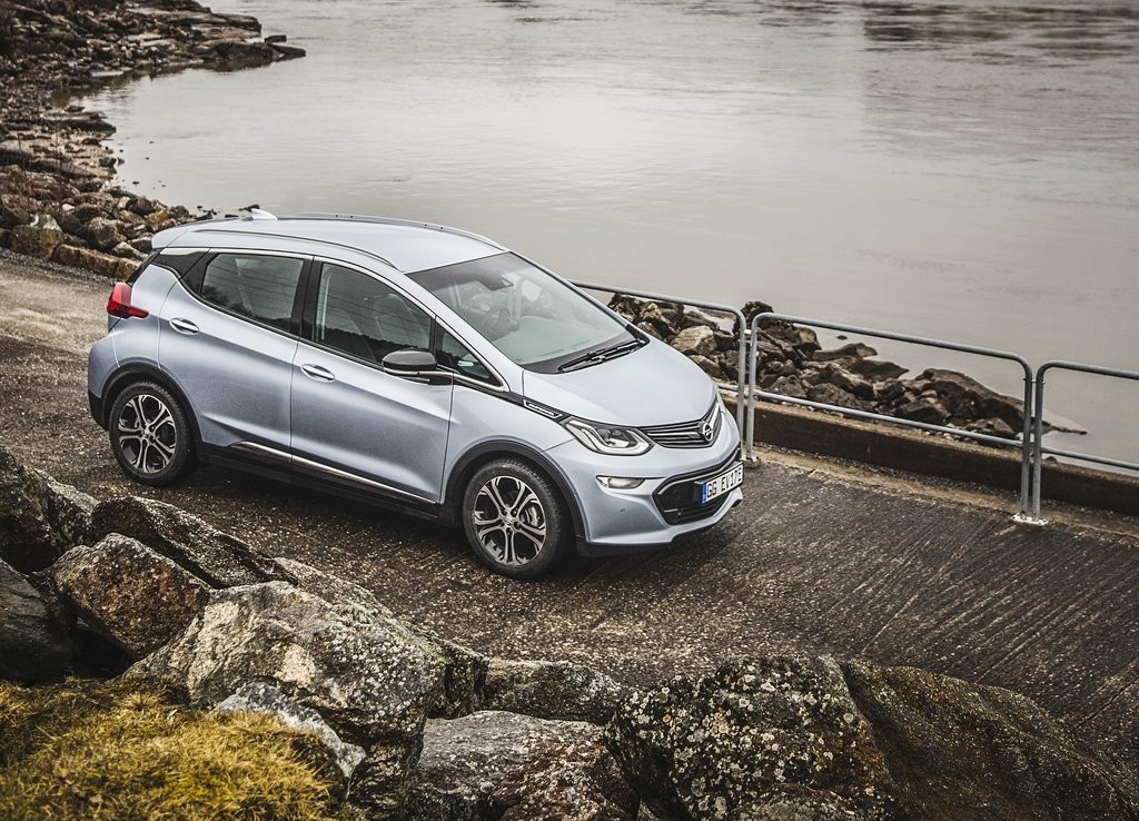 2017 - OPEL AMPERA-e, foto 19