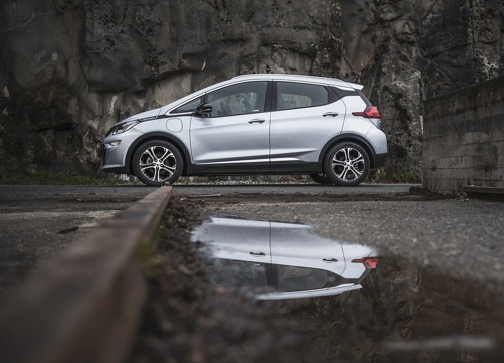 2017 - OPEL AMPERA-e, foto 61