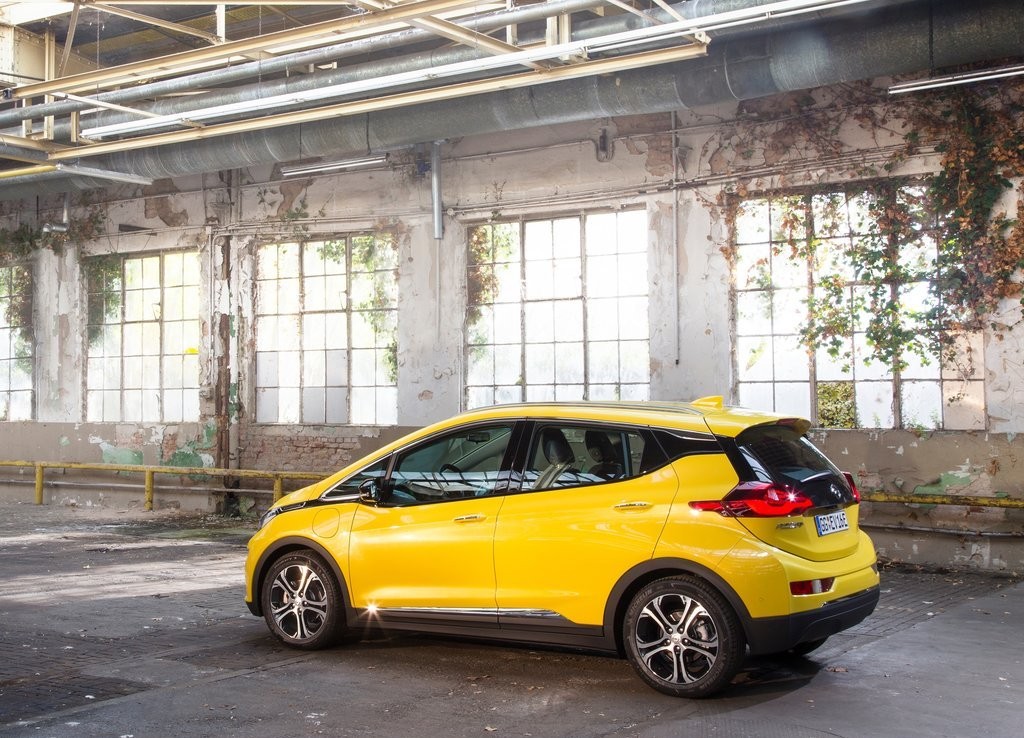 2017 - OPEL AMPERA-e, foto 85