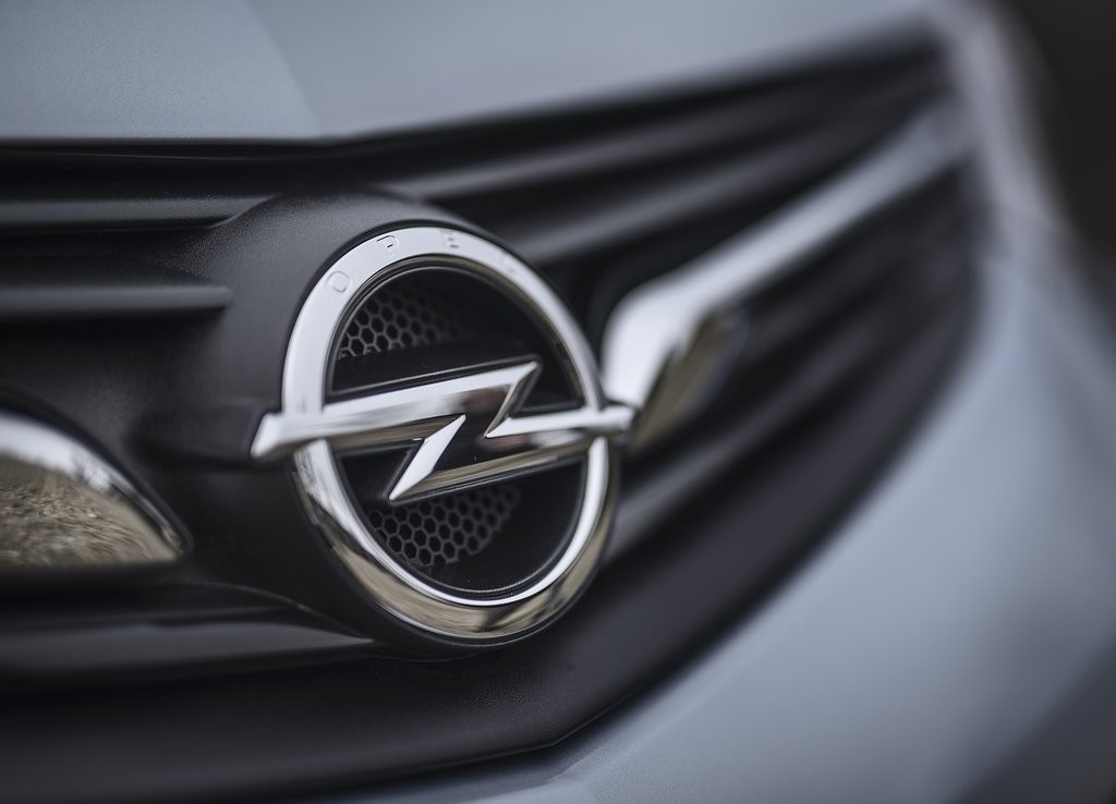 2017 - OPEL AMPERA-e, foto 117