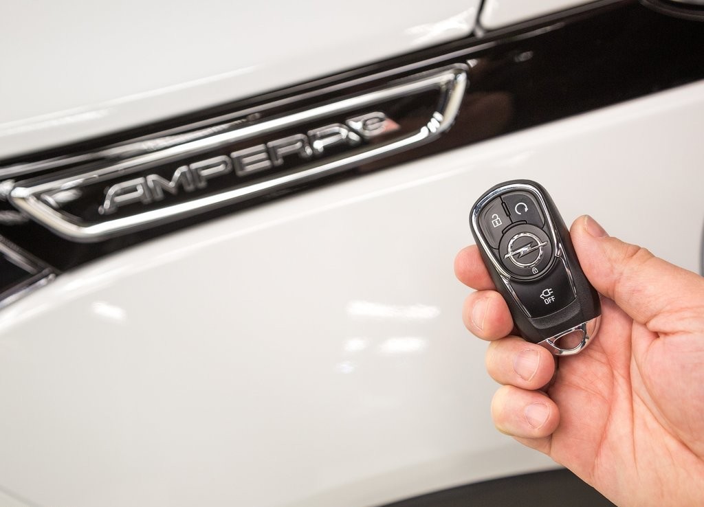 2017 - OPEL AMPERA-e, foto 120