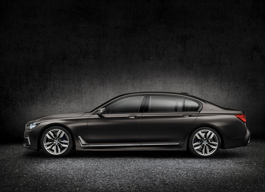 2017 - BMW M760Li, foto 7