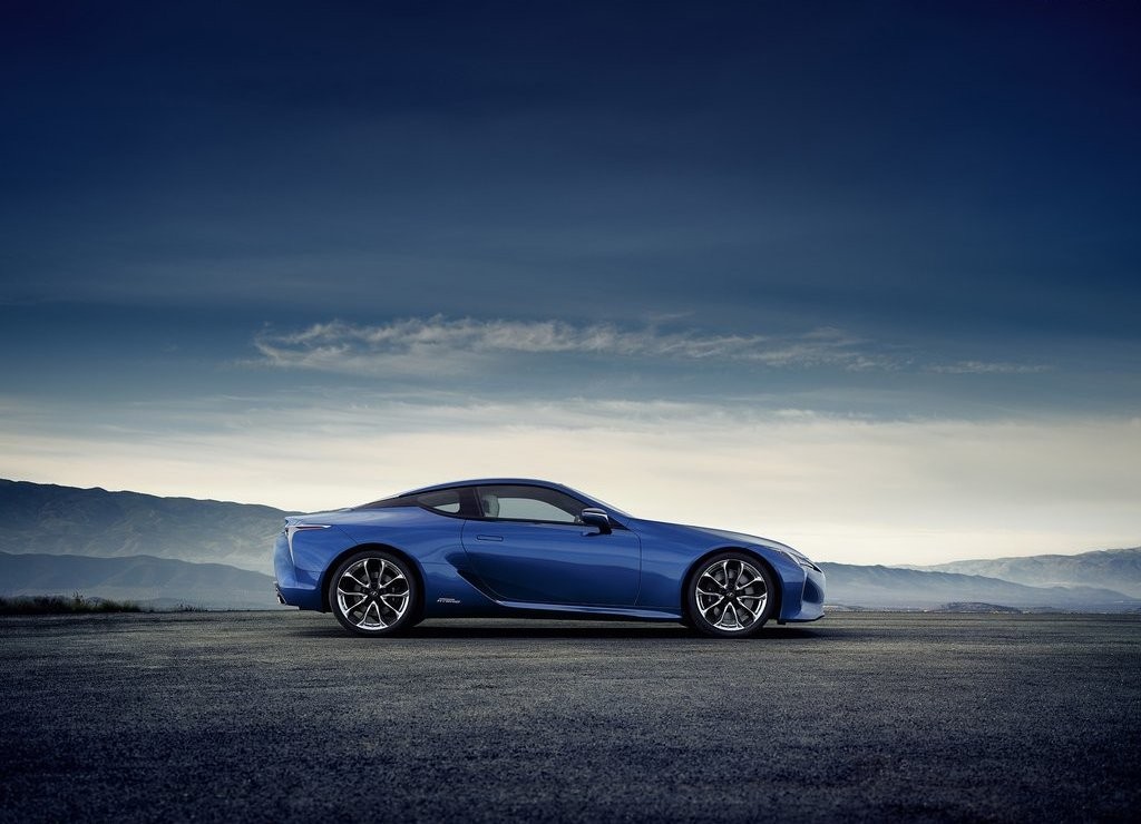 2017 - LEXUS LC 500h, foto 6