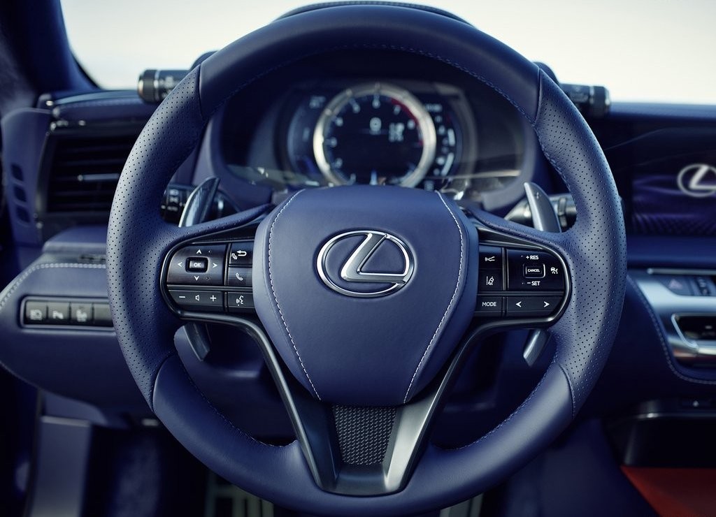 2017 - LEXUS LC 500h, foto 31