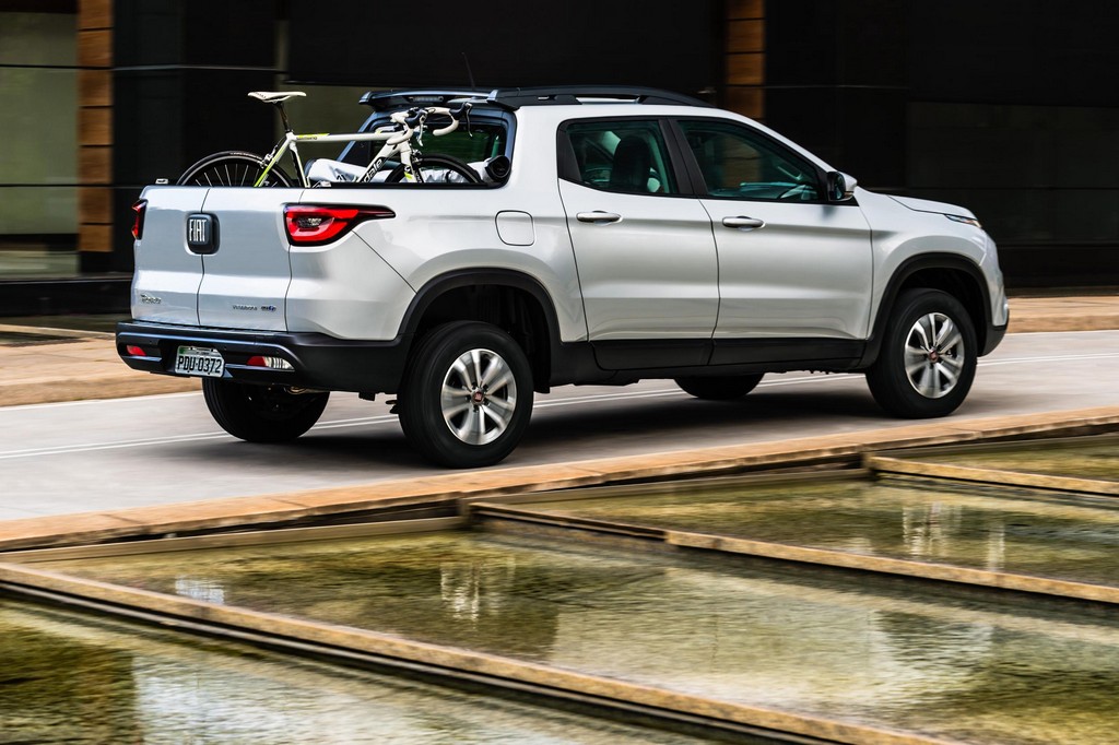 2017 - FIAT TORO FREEDOM FLEX, foto 12