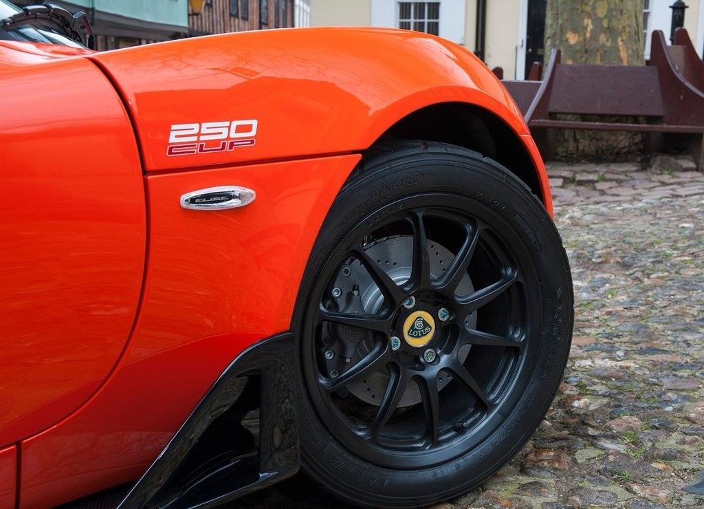 2016 - LOTUS ELISE CUP 250, foto 4