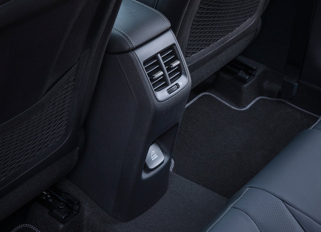 KIA NIRO EU VERSION, foto 129