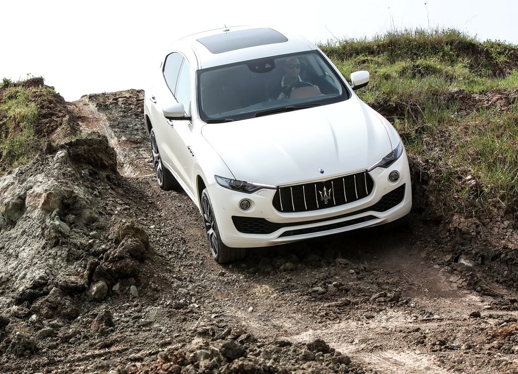 MASERATI LEVANTE, foto 18