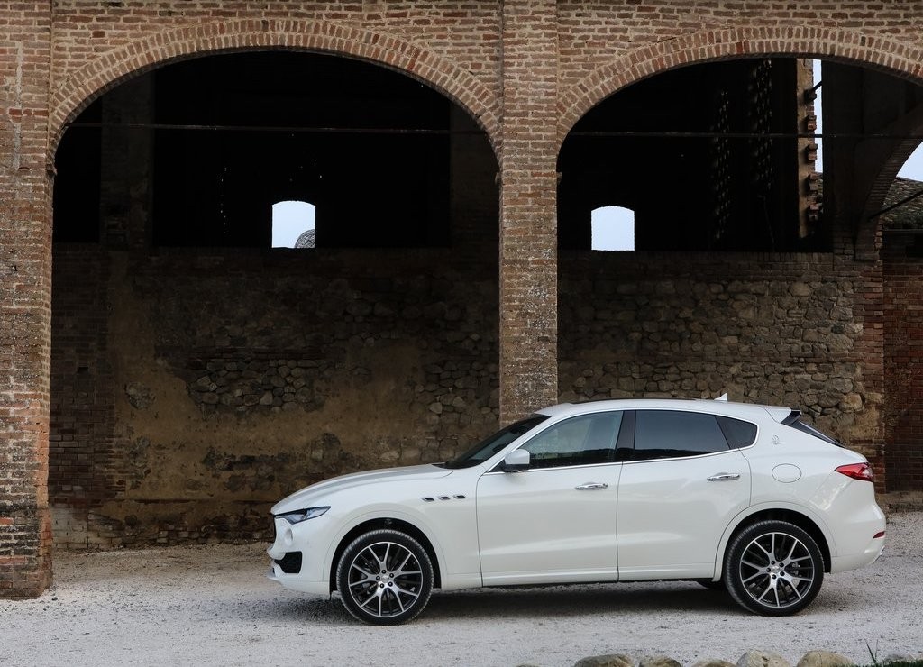 MASERATI LEVANTE, foto 45