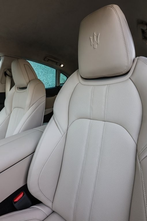 MASERATI LEVANTE, foto 113