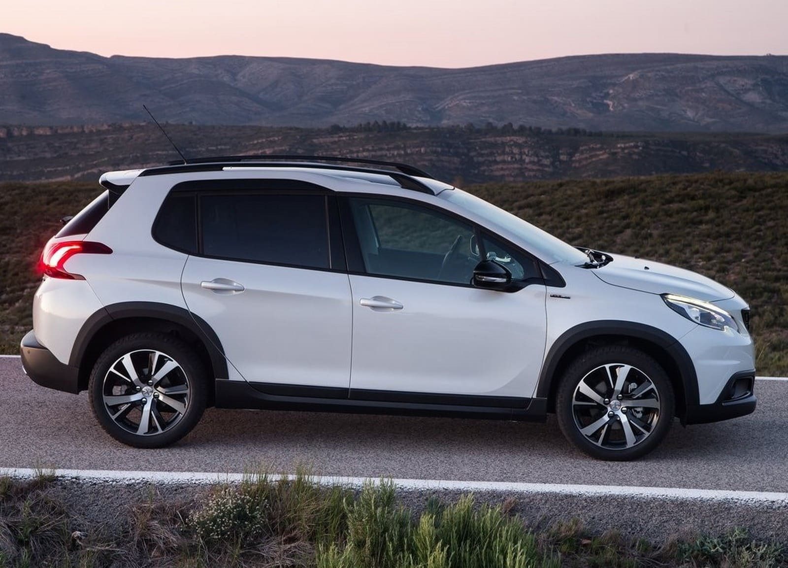 2017 - PEUGEOT 2008, foto 86