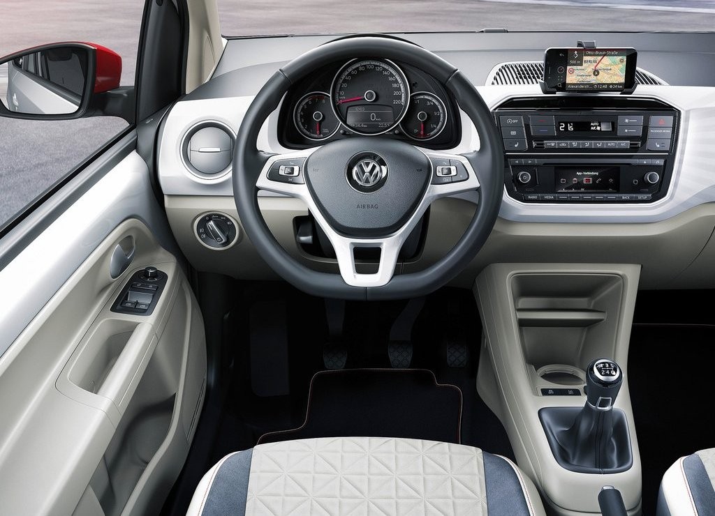 2017 - VOLKSWAGEN UP! 3 DOORS, foto 15