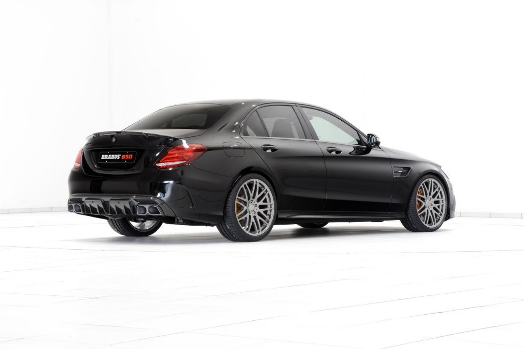 2016 - MERCEDES-AMG C 63 S BRABUS 650, foto 3