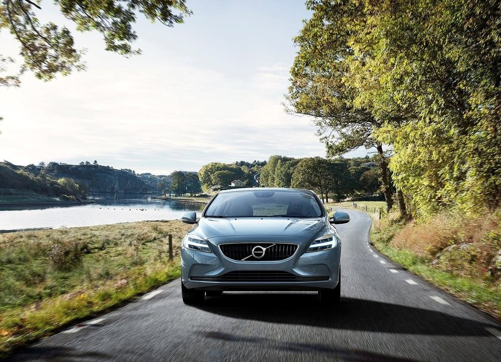 2017 - VOLVO V40, foto 15
