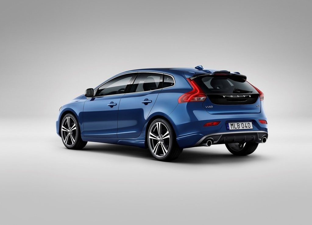 2017 - VOLVO V40, foto 21
