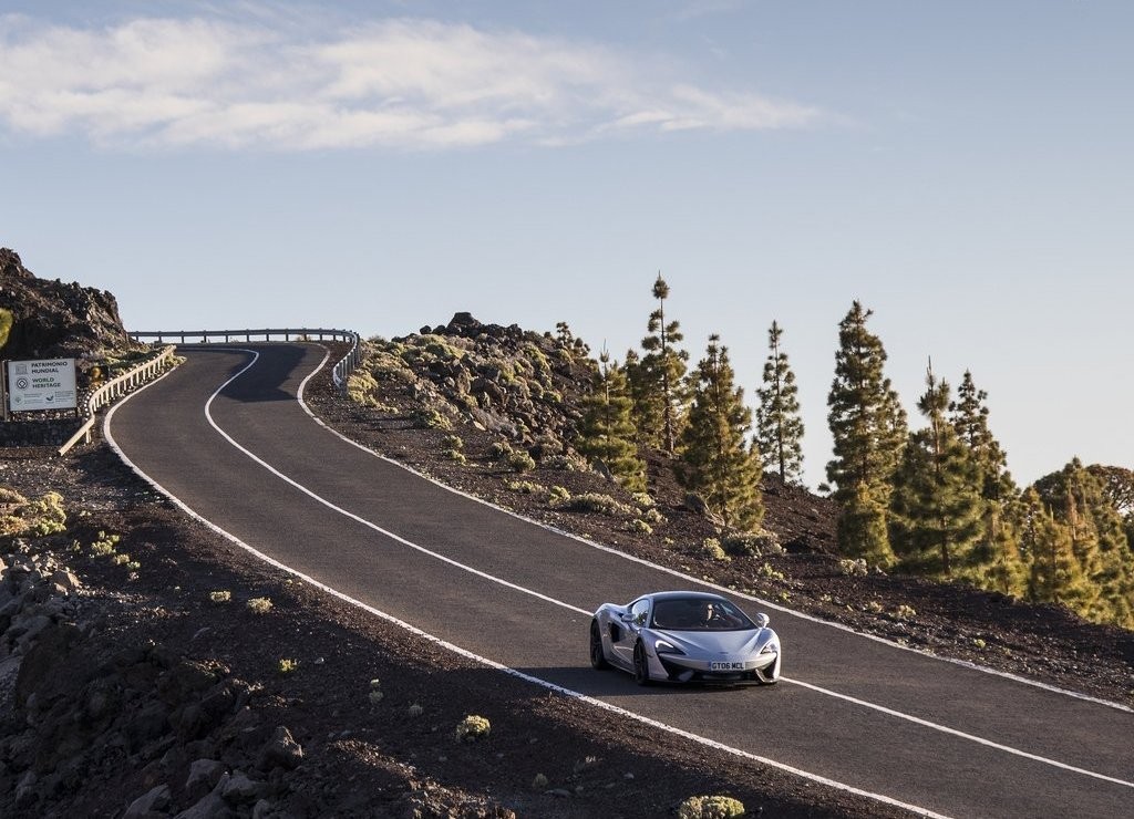 2017 - McLAREN 570GT, foto 23
