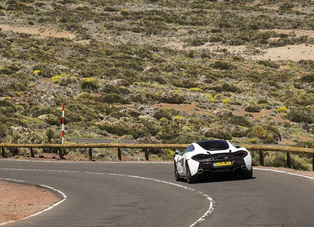 2017 - McLAREN 570GT, foto 57