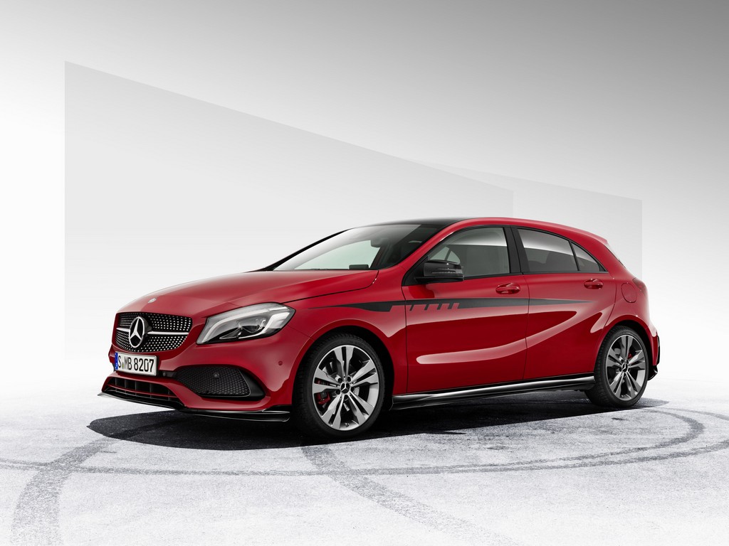 2016 - MERCEDES-BENZ A 250 WITH AMG BODY KIT, foto 1