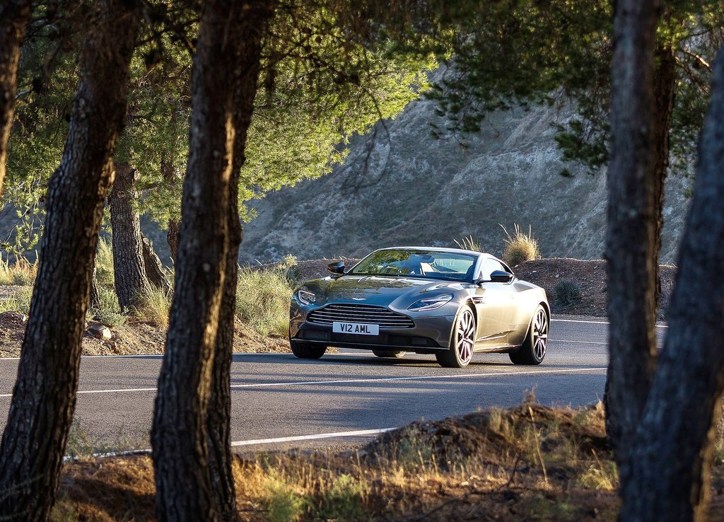 2017 - ASTON MARTIN DB11, foto 41