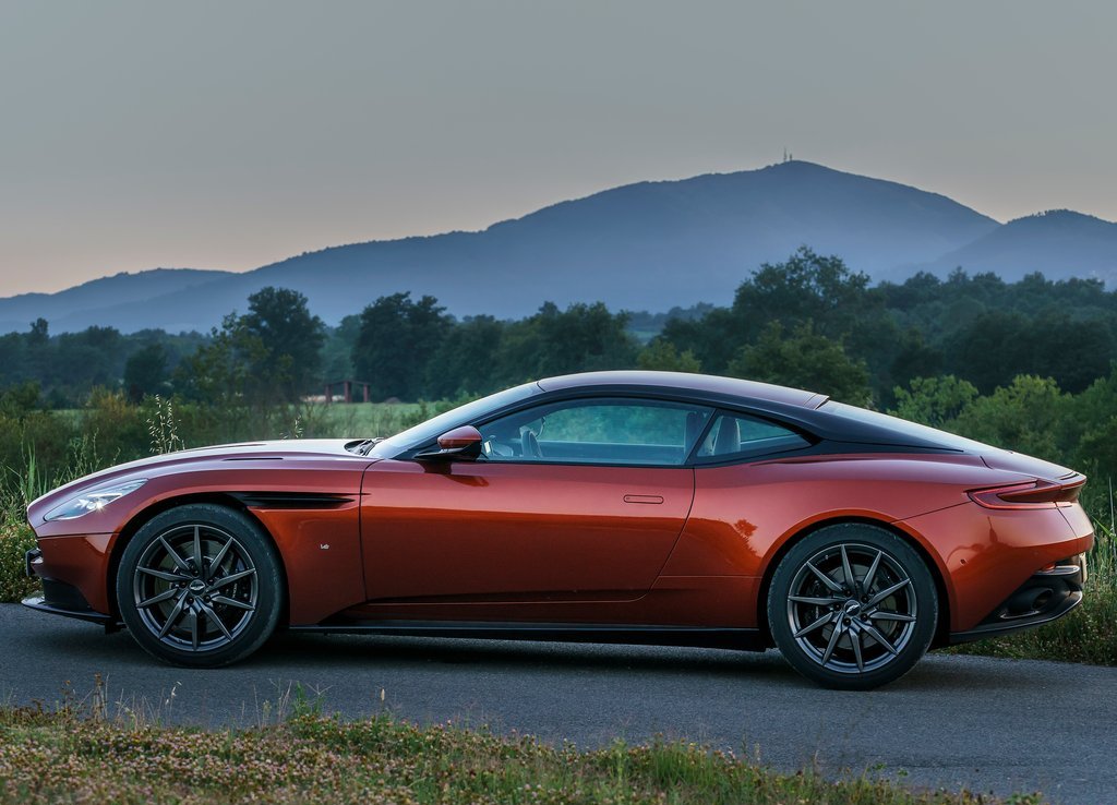 2017 - ASTON MARTIN DB11, foto 80