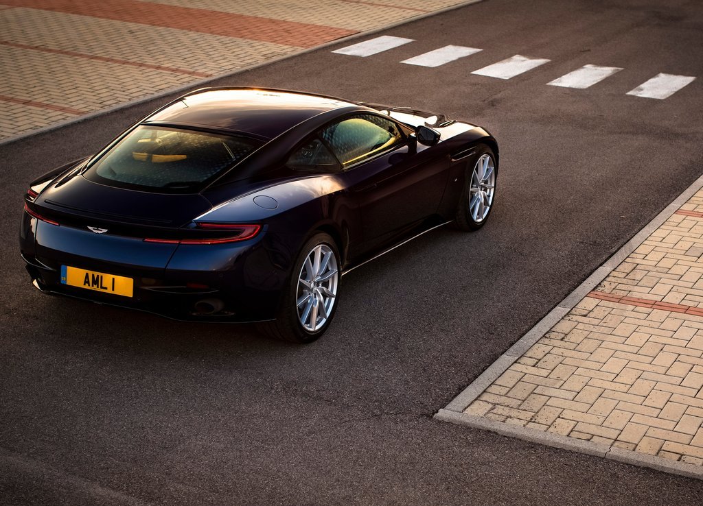 2017 - ASTON MARTIN DB11, foto 92
