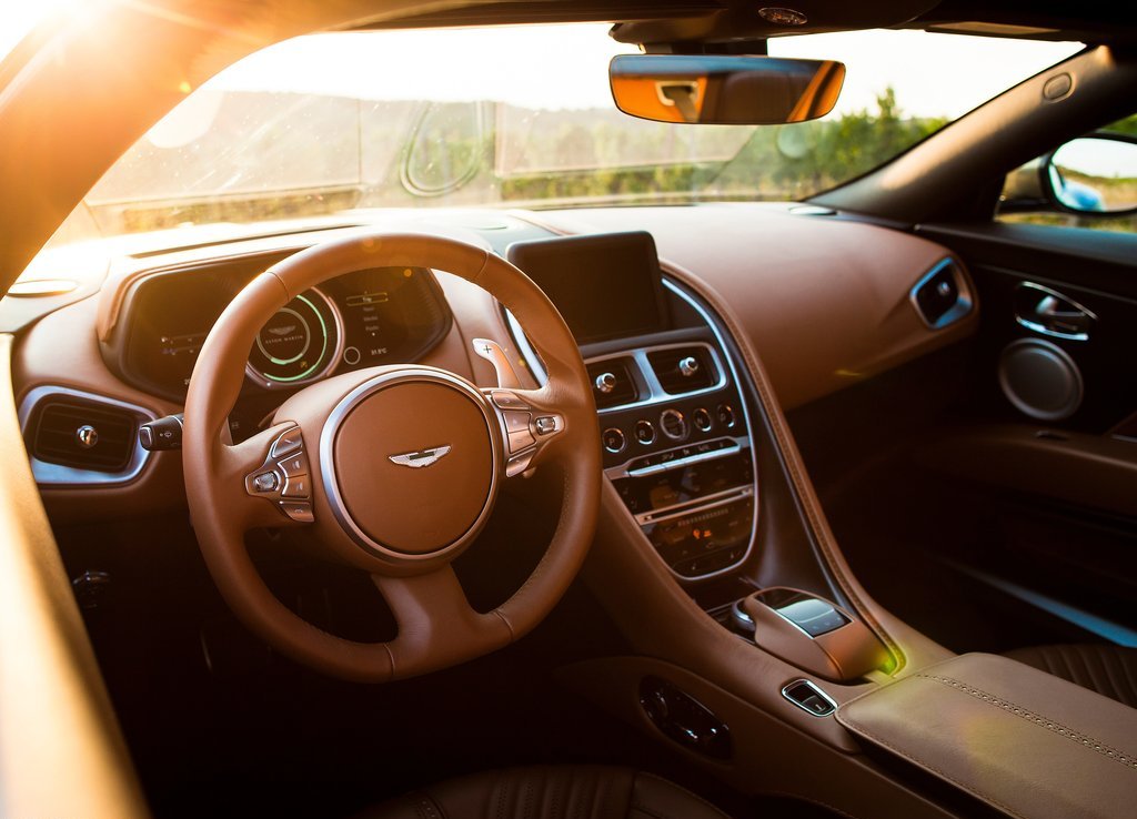 2017 - ASTON MARTIN DB11, foto 146