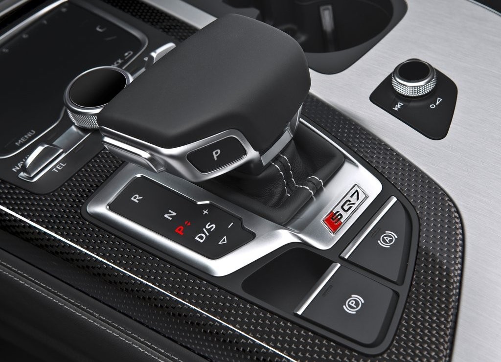 AUDI SQ7 TDI, foto 21