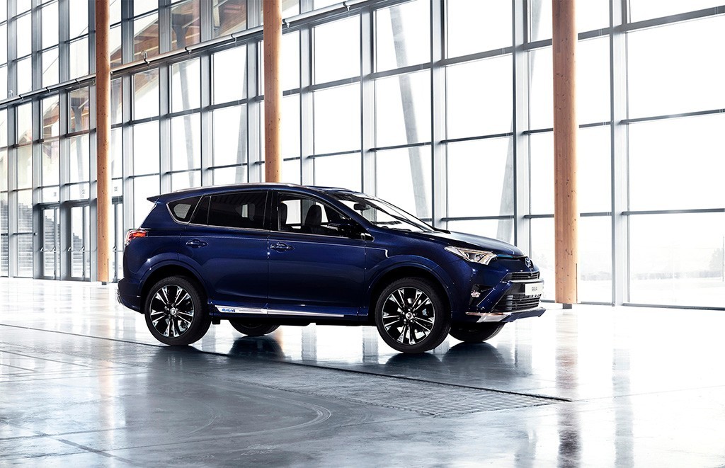 2016 - TOYOTA RAV4 HYBRID SAPPHIRE, foto 2