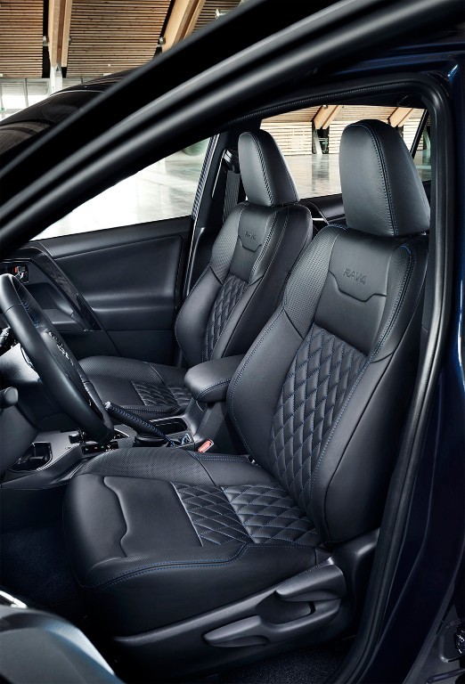 2016 - TOYOTA RAV4 HYBRID SAPPHIRE, foto 7