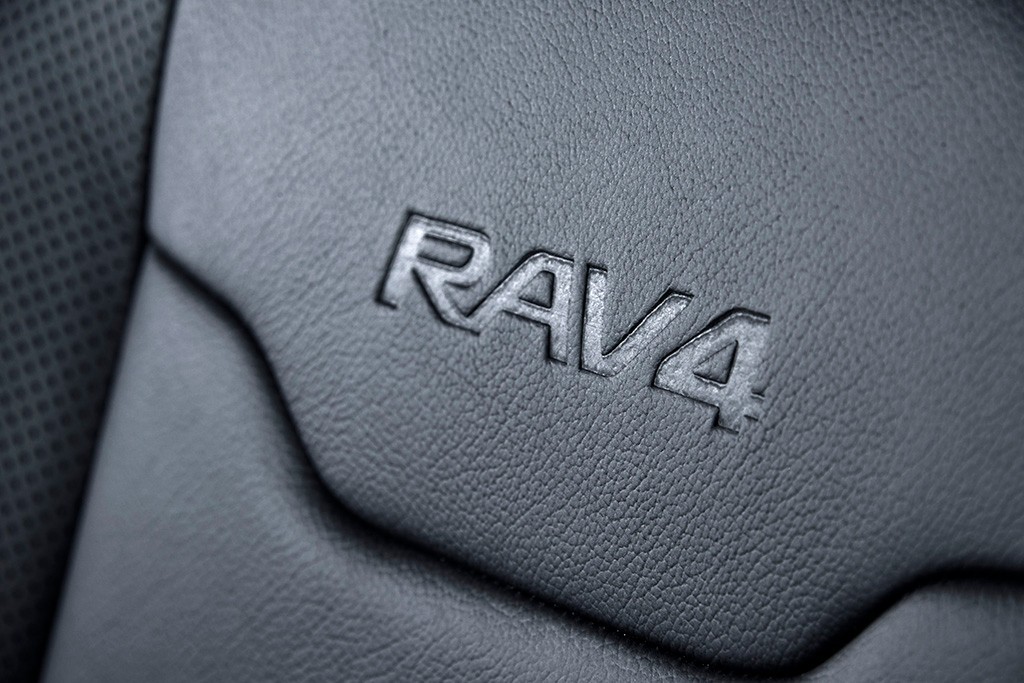 2016 - TOYOTA RAV4 HYBRID SAPPHIRE, foto 9