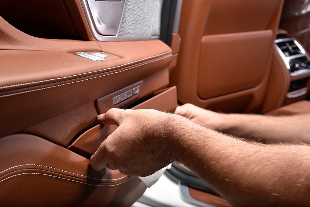 2016 - BMW 750Li ‘THE SOLITAIRE EDITION’, foto 13