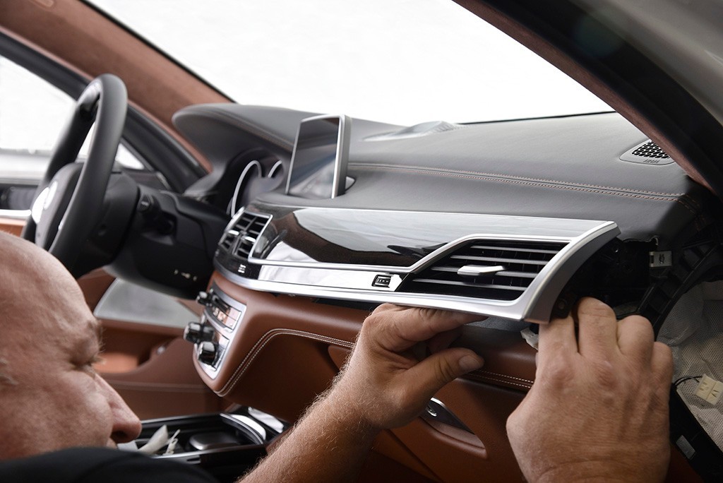 2016 - BMW 750Li ‘THE SOLITAIRE EDITION’, foto 16