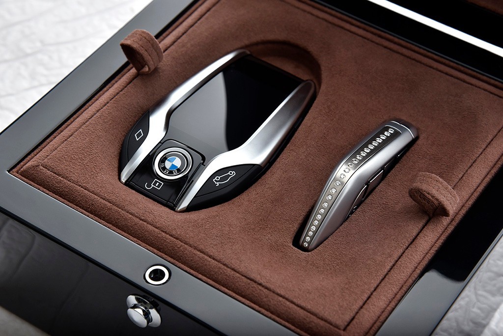 2016 - BMW 750Li ‘THE SOLITAIRE EDITION’, foto 28