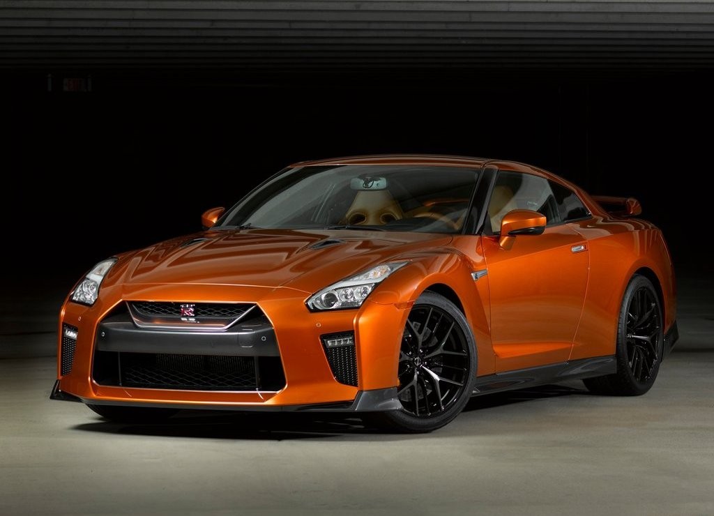 NISSAN GT-R, foto 4