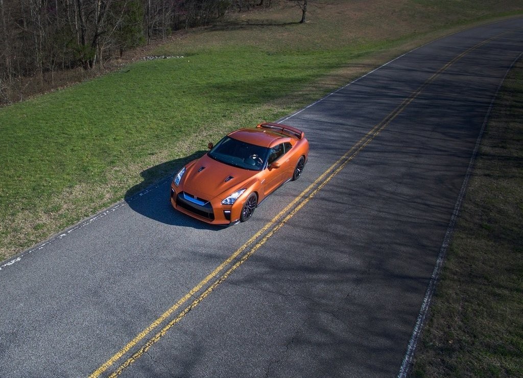 NISSAN GT-R, foto 6