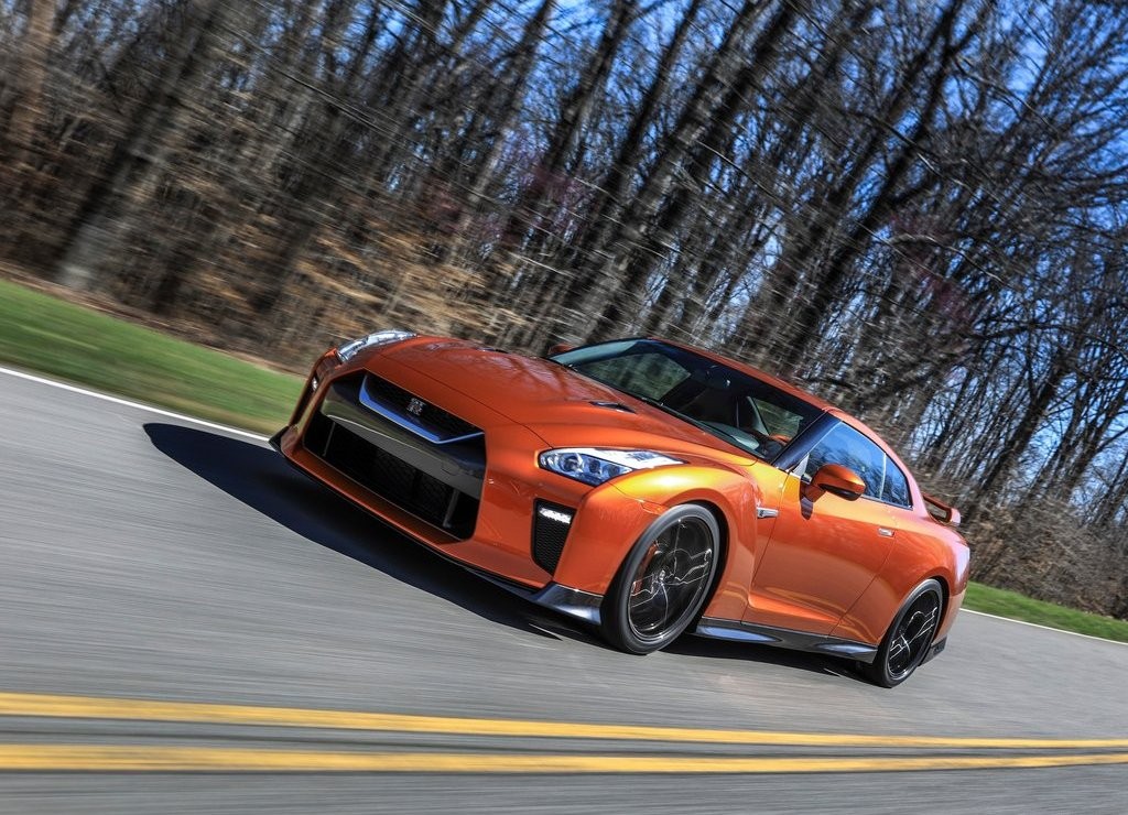 NISSAN GT-R, foto 9