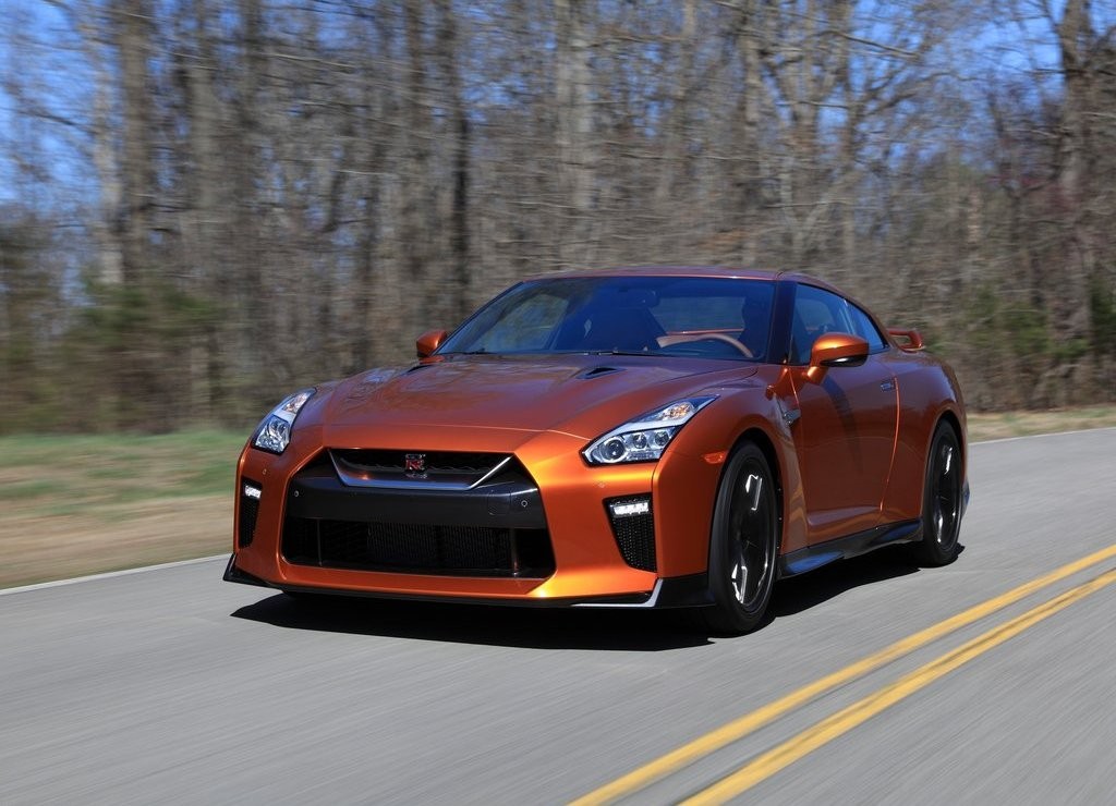 NISSAN GT-R, foto 10
