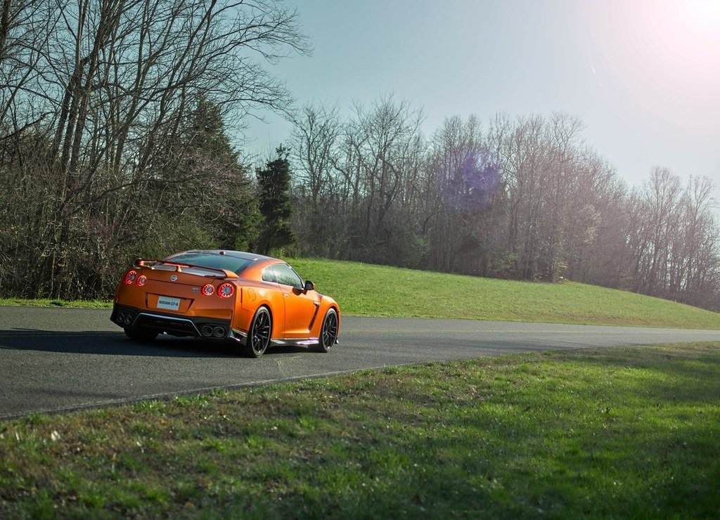 NISSAN GT-R, foto 16