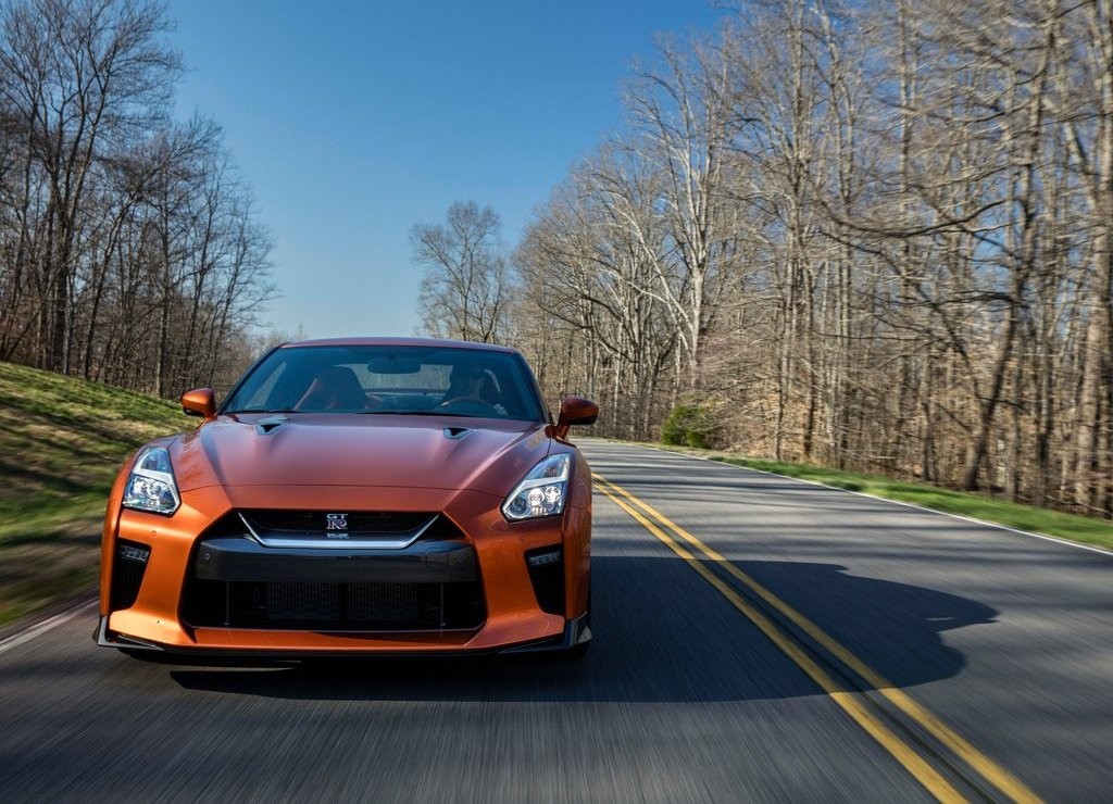 NISSAN GT-R, foto 20