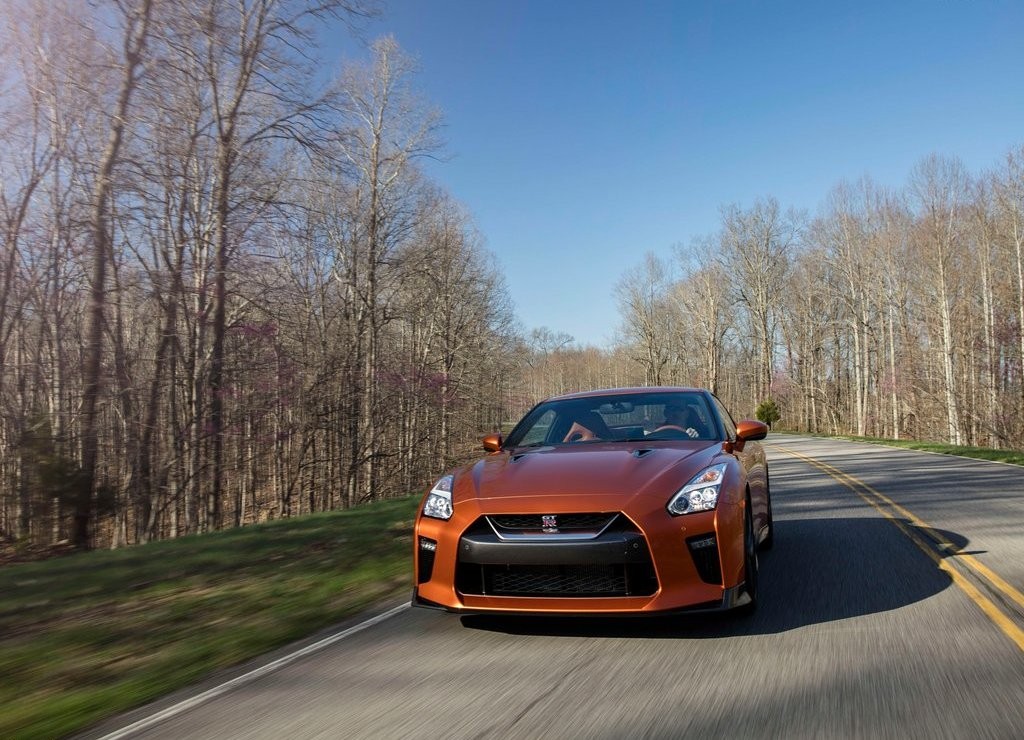 NISSAN GT-R, foto 21