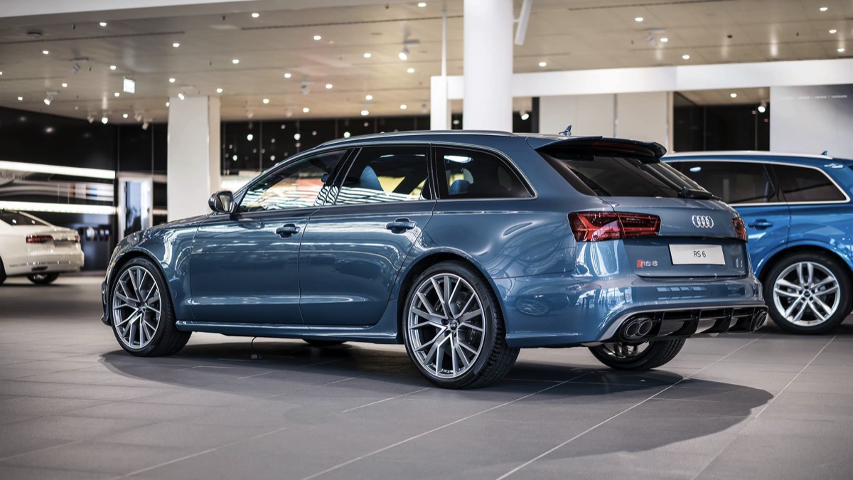 2016 - AUDI RS 6 AVANT PERFORMANCE POLAR BLUE METALLIC, foto 2