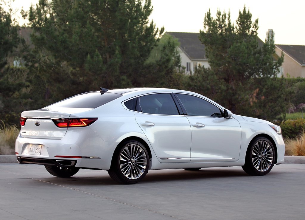 2017 - KIA CADENZA, foto 38