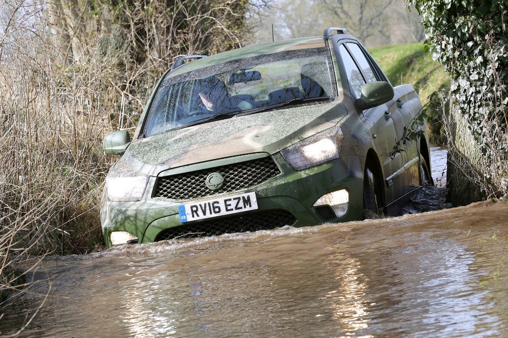 SSANGYONG KORANDO SPORTS DMZ, foto 8