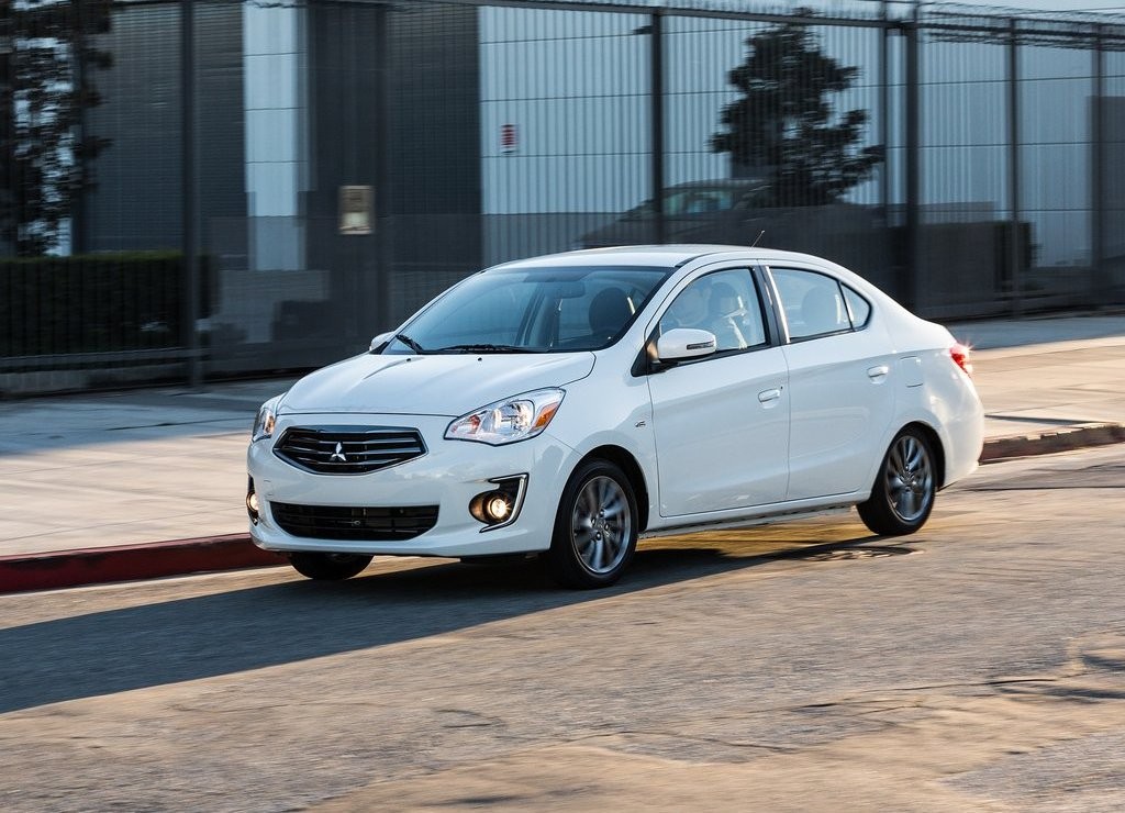MITSUBISHI MIRAGE G4, foto 6